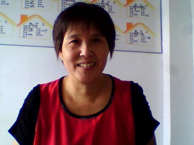 严香英